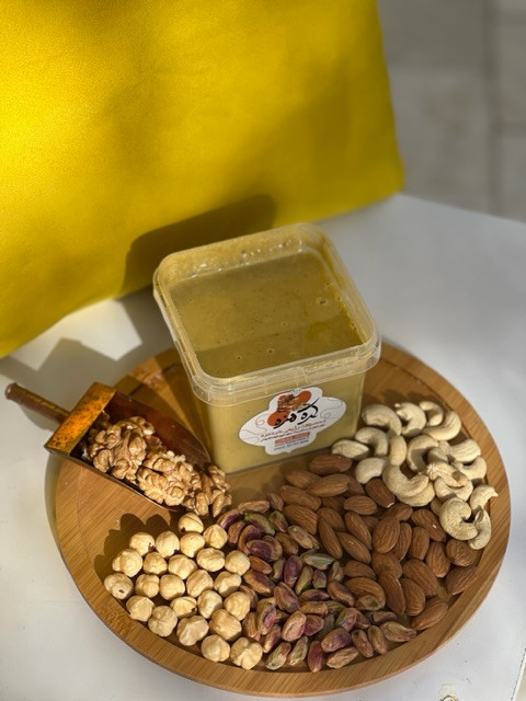 میکس پنج مغز 500گرمی کره مزه/ترکیب مساوی از فندق.پسته.بادام درختی.بادام هندی.گردو/خالص و بدون افزودنی
